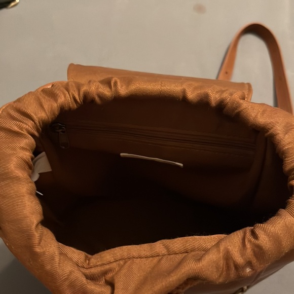 Small backpack - Picture 2 of 2